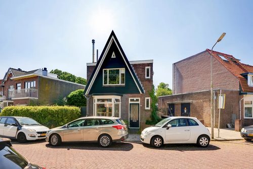 Eengezinswoning, halfvrijstaande woning Terrasweg 11 in Santpoort-Noord