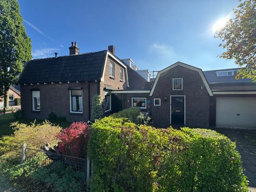 Eengezinswoning, vrijstaande woning Oerdijk 42 in Schalkhaar
